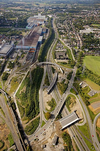 Aerial view, Stahlhausen junction, A40 motorway, B1 highway, Ruhrschnellweg, Bochum, Ruhr Area, North Rhine-Westphalia, Germany, Europe