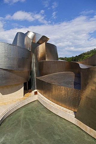 The Guggenheim Museum of Contemporary Art of Bilbao, nicknamed The Hole, contemporary museum built of titanium, limestone and glass, designed by Frank O. Gehry in 1997, Basque region, Spain, Europe