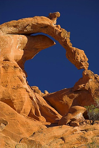 Ephemeral Arch in the Valley of Fire, Nevada, USA