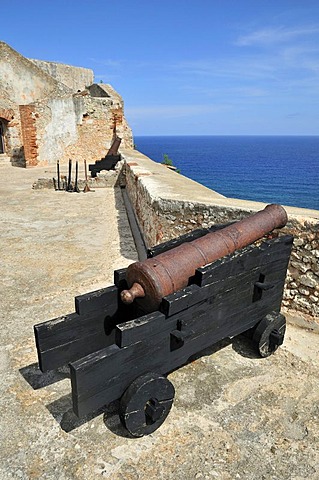 Fort San Pedro de la Roca or Castillo del Morro, UNESCO World Heritage Site, near Santiago de Cuba, Cuba, Caribbean