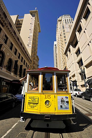 Cable car, cable tramway, Powell Street and Market Street, San Francisco, California, United States of America, USA, PublicGround