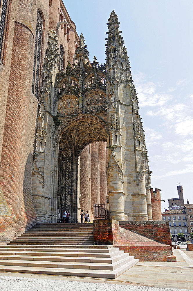 Portal, entrance, Cathedrale Sainte-Cecile d'Albi or Albi Cathedral, Albi, Departement Tarn, Midi-Pyrenees, France, Europe