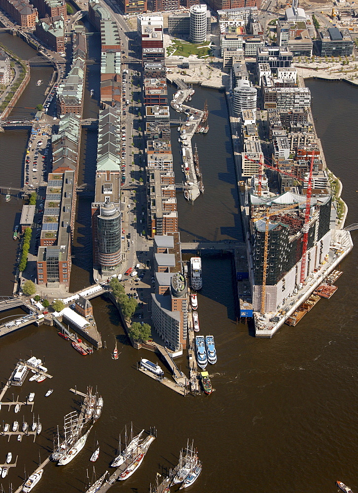 Aerial view, Speicherstadt historic warehouse district, Elbphilharmonie philharmonic hall, Hafencity harbour district, Elbe river, Hamburg, Germany, Europe