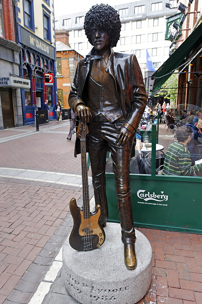 Phil Lynott, 1949 - 1986, Irish rock musican, Harry Street, Dublin, Republic of Ireland, Europe