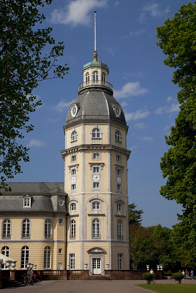 Schloss Karlsruhe palace, Karlsruhe, Baden-Wuerttemberg, Germany, Europe