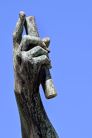 Emperor Julius Caesar, bronze statue, hand holding baton, Via dei Fori Imperiali, Rome, Lazio, Italy, Rome