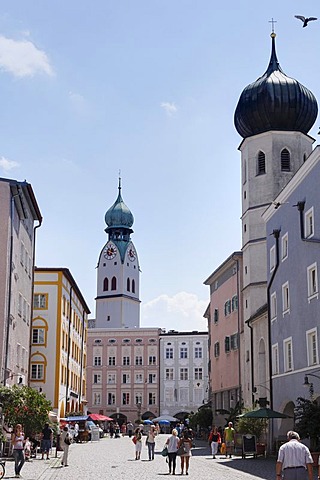 St. Nikolaus Kirche church, left, and Heilig-Geist-Kirche church, right, Heilig-Geist Strasse street, Rosenheim, Upper Bavaria, Bavaria, Germany, Europe, PublicGround