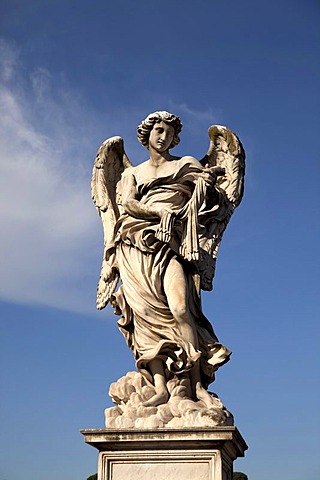 Angel by Bernini on the Ponte Sant'Angelo bridge in Rome, Lazio, Italy, Europe