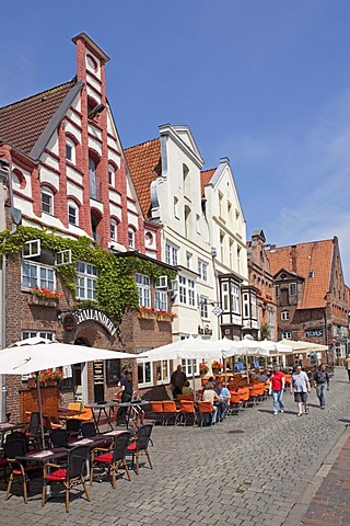 Am Stintmarkt square, historic town centre, Lueneburg, Lower Saxony, Germany, Europe, PublicGround