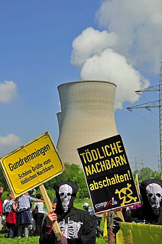 Anti nuclear power demonstration at the Gundremmingen nuclear power plant, the most powerful German nuclear power plant, Gundremmingen in Guenzburg, Bavaria, Germany, Europe