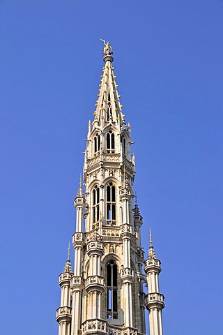 Gothic tower of the city hall, Grand Place or Grote Markt, UNESCO World Heritage Site, Brussels, Belgium, Benelux, Europe