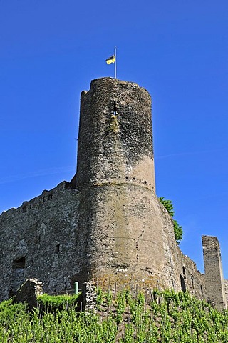 Burg Landshut castle ruins, Bernkastel-Kues, Rhineland-Palatinate, Germany, Europe