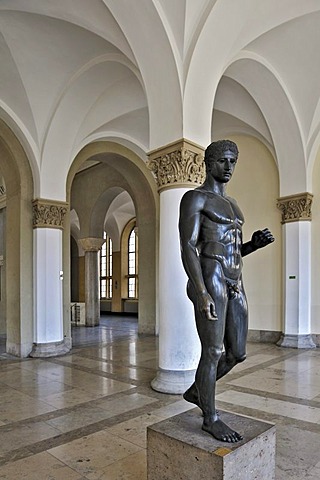 Doriphoros designed by Polykleitos, around 440 BC, copy in the Ludwig-Maximilians-Universitaet university or LMU, Munich, Bavaria, Germany, Europe