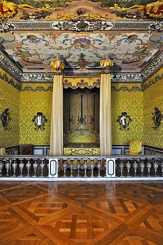 Bedroom on the first floor, Neues Schloss Schleissheim Palace, Oberschleissheim near Munich, Upper Bavaria, Bavaria, Germany, Europe