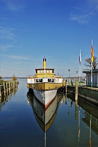 Paddle steamer "Ludwig Fessler" on Lake Chiemsee, Bavaria, Germany, Europe