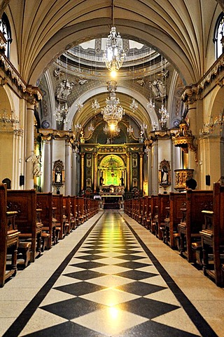 Nave of the church of the Dominican convent of Nuestra Senora del Rosario, Lima, UNESCO World Heritage Site, Peru, South America