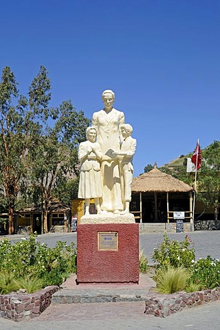 Monument, Gabriela Mistral, writer, Nobel laureate, school children, statue, Monte Grande, village, home, Vicuna, Valle d'Elqui, Elqui Valley, La Serena, Norte Chico, northern Chile, Chile, South America