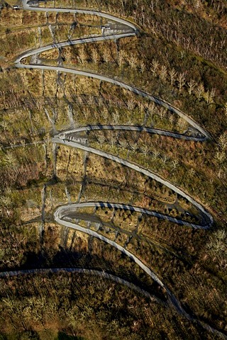 Aerial view, serpentine, Tetraederweg path up the heap, Batenbrock, Bottrop, Ruhrgebiet region, North Rhine-Westphalia, Germany, Europe