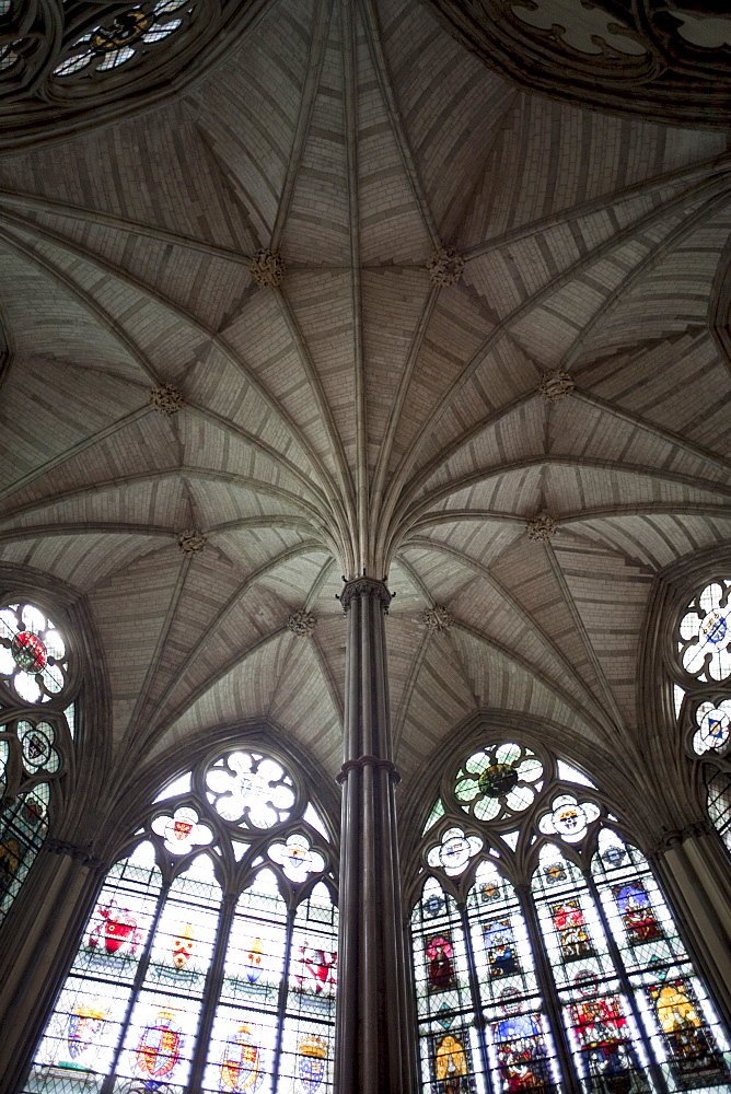 Fan vaulted ceiling of the Chapter House, Westminster Abbey, London, England, United Kingdom, Europe