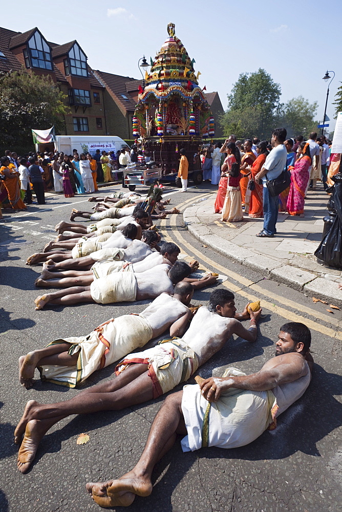 Chariot Festival participants, Shri Kanaga Thurkkai Amman Temple, Ealing, London, England, United Kingdom, Europe