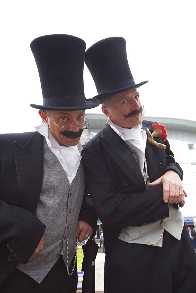 Entertainers in top hats and tails, Annual Epsom Derby Horse Race, Epsom, Surrey, England, United Kingdom, Europe