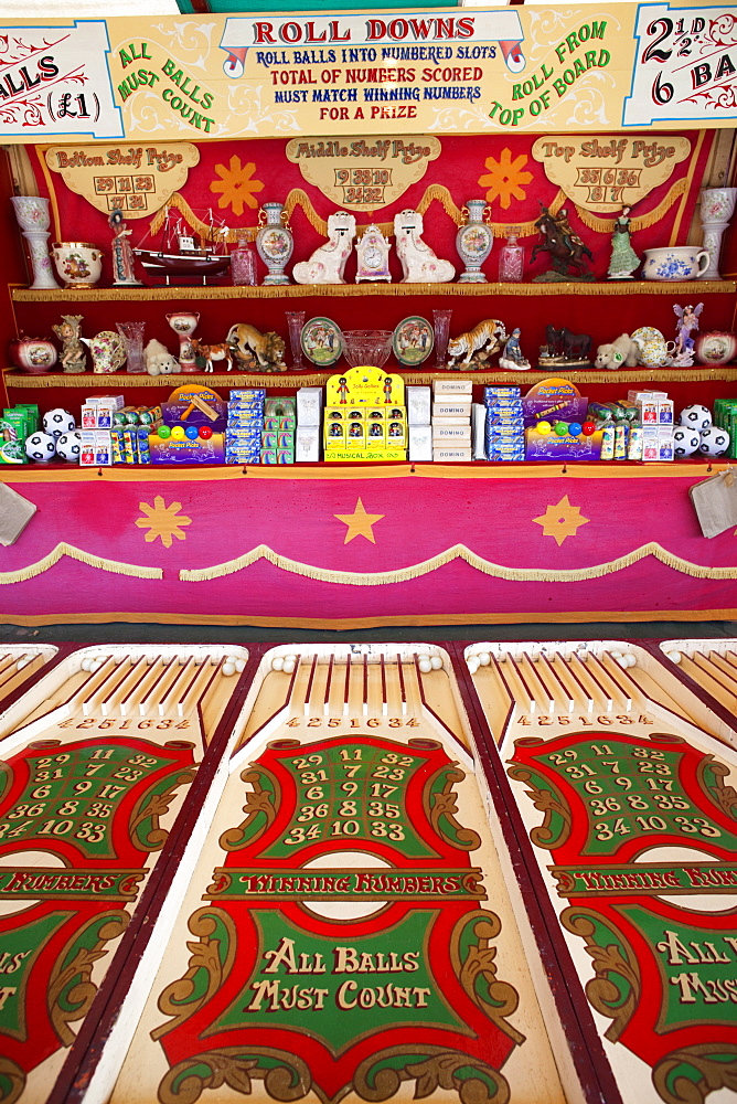 Traditional fairground ball game, England, United Kingdom, Europe