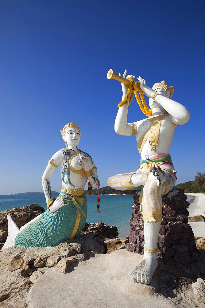 Flute player and mermaid statues, Saikaew Beach, Ko Samet, Thailand, Southeast Asia, Asia