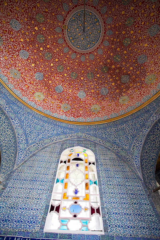 Interior of the Baghdad Pavilion, Topkapi Palace Museum, UNESCO World Heritage Site, Istanbul, Turkey, Europe