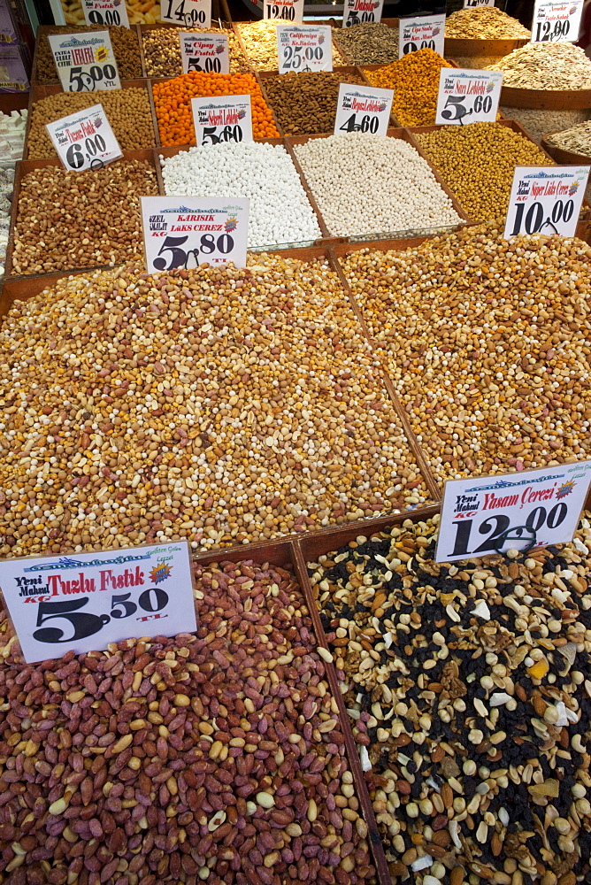 Nut shop in the Spice Bazaar, Sultanahmet, Istanbul, Turkey, Europe