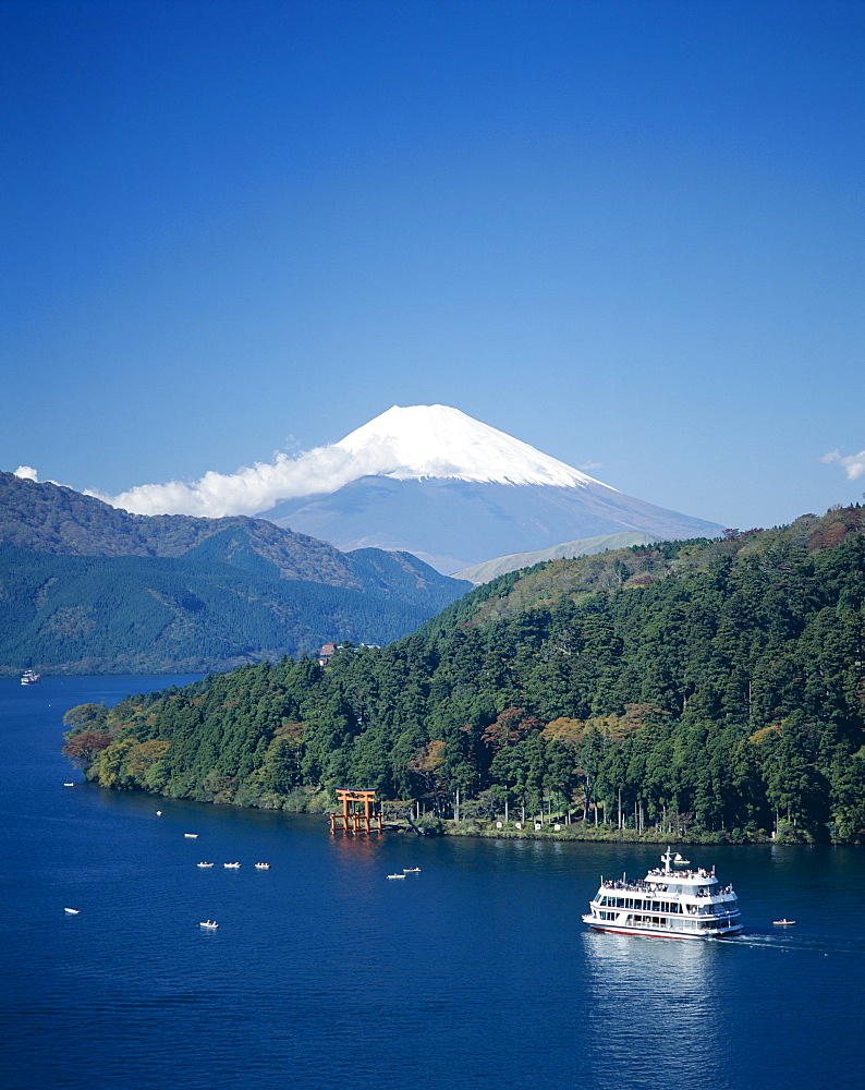 Mount Fuji and Lake Ashi, Hakone, Honshu, Japan, Asia