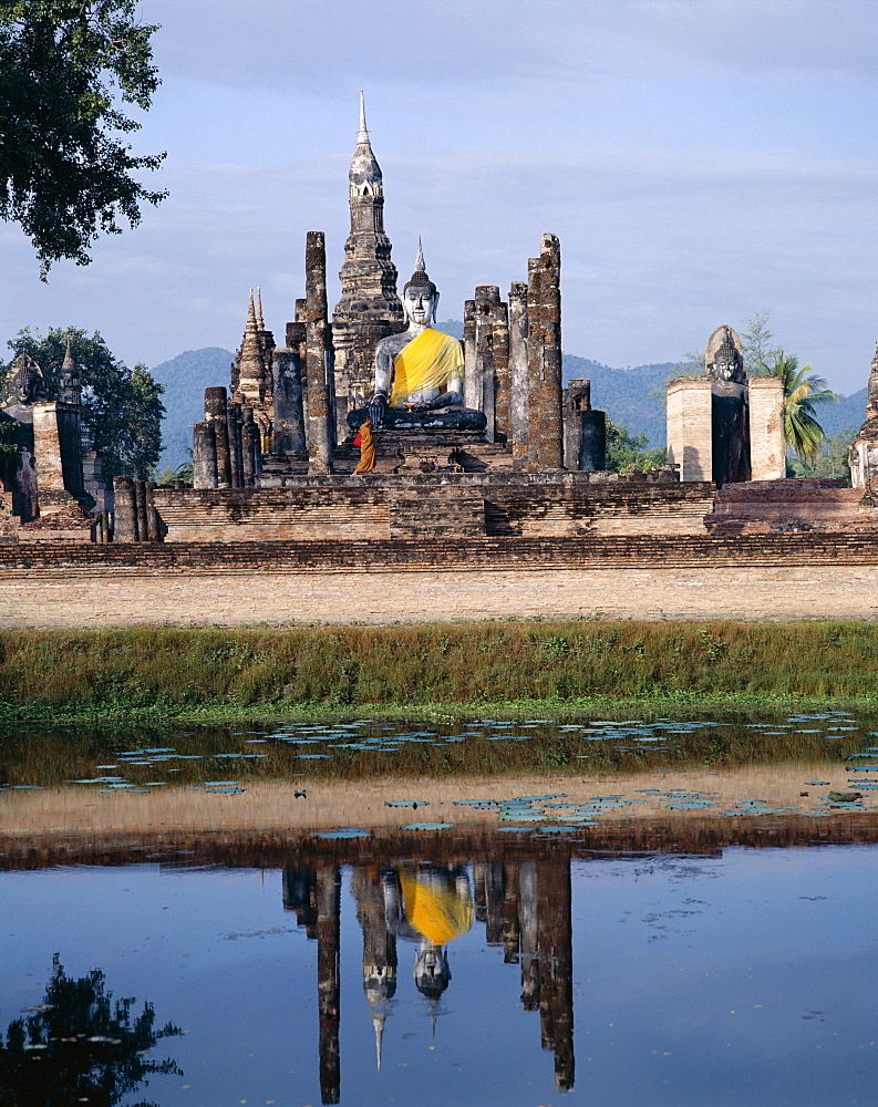 Wat Mahathat, Sukhothai, UNESCO World Heritage Site, Thailand, Southeast Asia, Asia