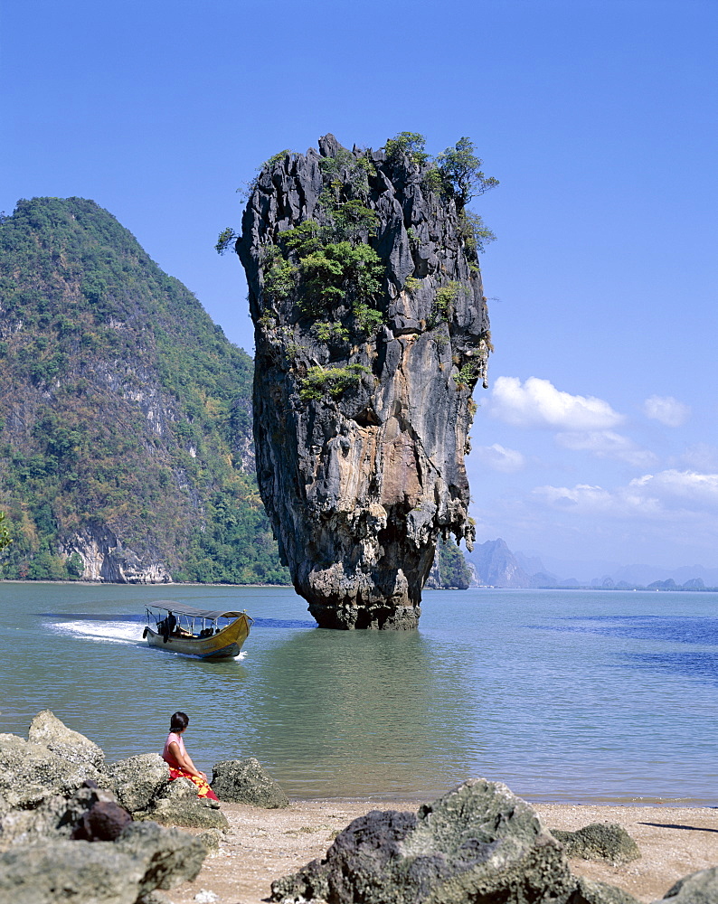 Phangnga Bay, James Bond Island (Ko Khao Phing Kan), Phuket, Thailand, Southeast Asia, Asia