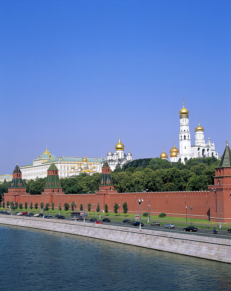 The Kremlin, UNESCO World Heritage Site, and Moskva River, Moscow, Russia, Europe