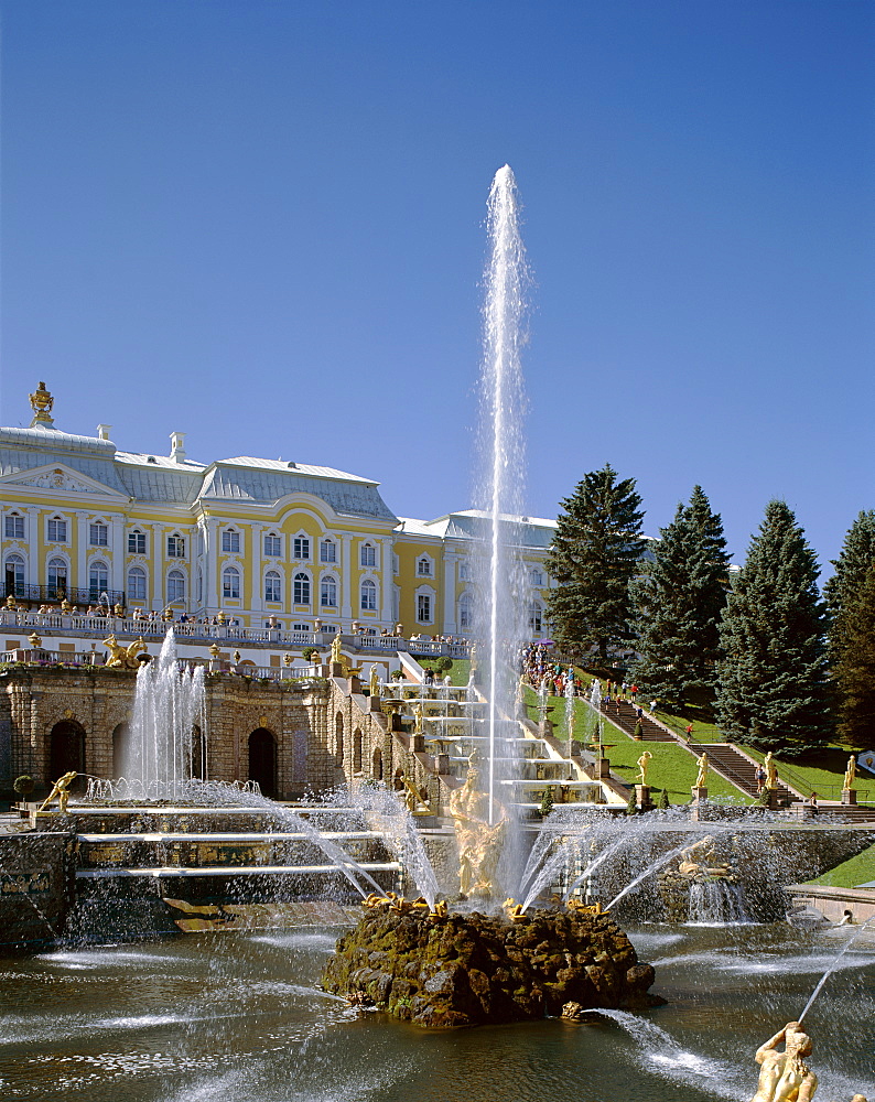 Peterhof Palace (Petrodvorets Palace), The Great Palace, St. Petersburg, Russia, Europe