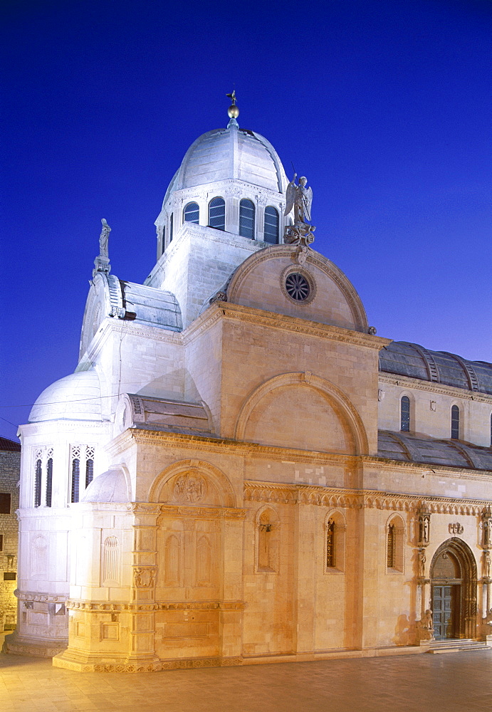 Cathedral of St. James at night, UNESCO World Heritage Site, Sibenik, Dalmatian Coast, Croatia, Europe