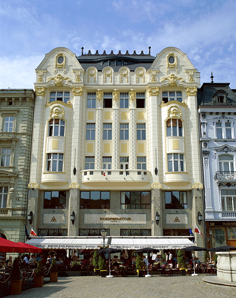 Old City Market Place (Hlavne namestie), Bratislava, Slovakia, Europe