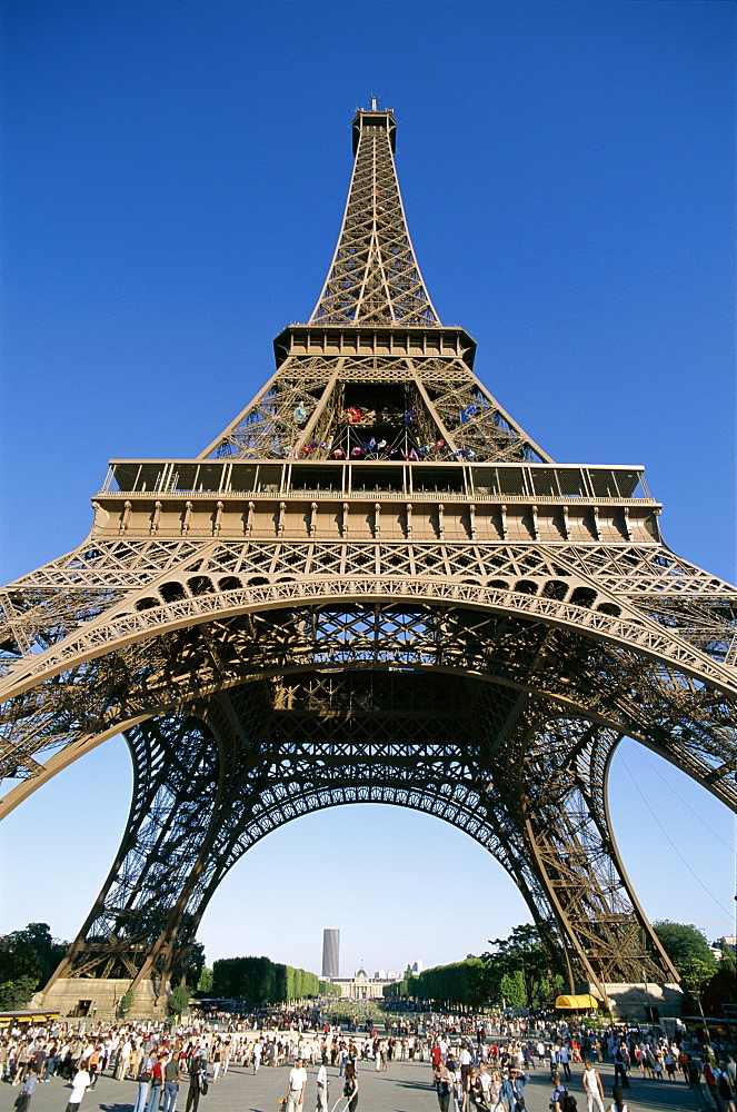 Eiffel Tower (Tour Eiffel), Paris, France, Europe