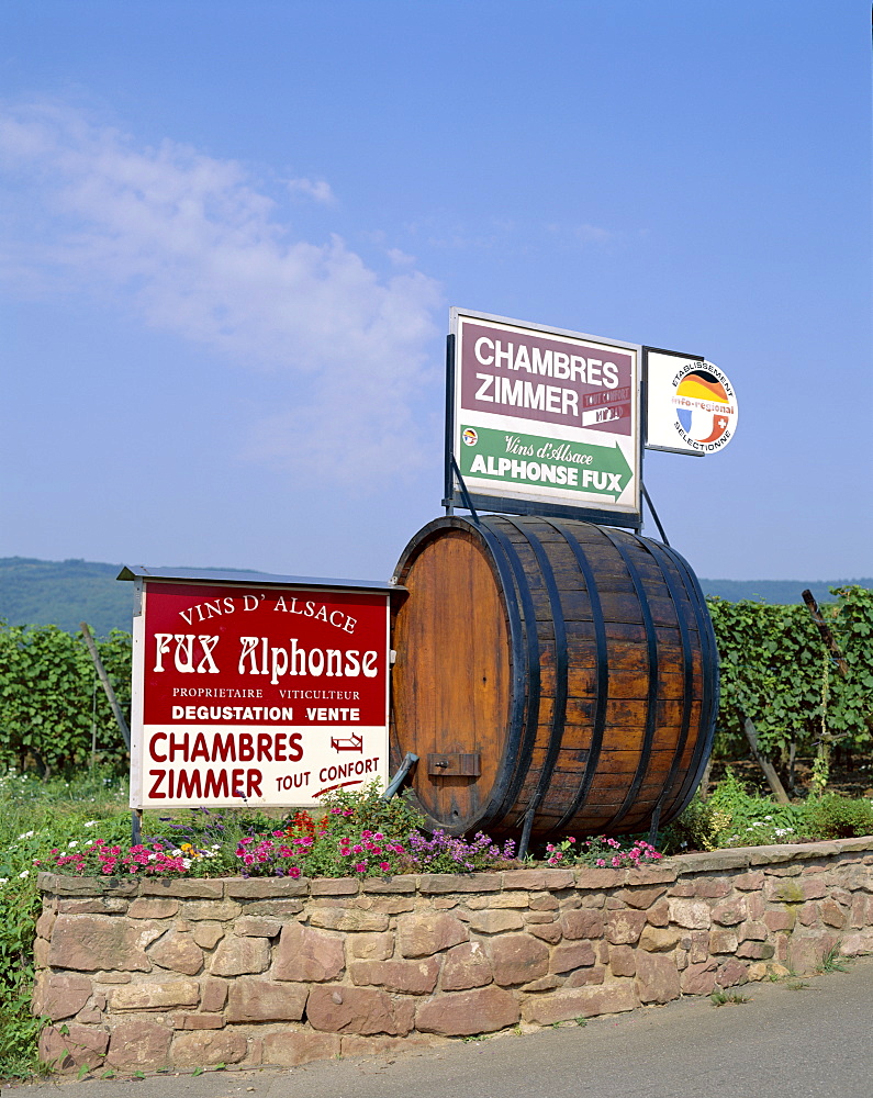 Accommodation sign, Alsace, France, Europe