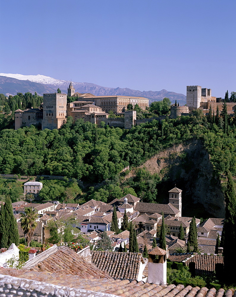 The Alhambra, Moorish Fortress Palace, UNESCO World Heritage Site, Granada, Andalusia, Spain, Europe