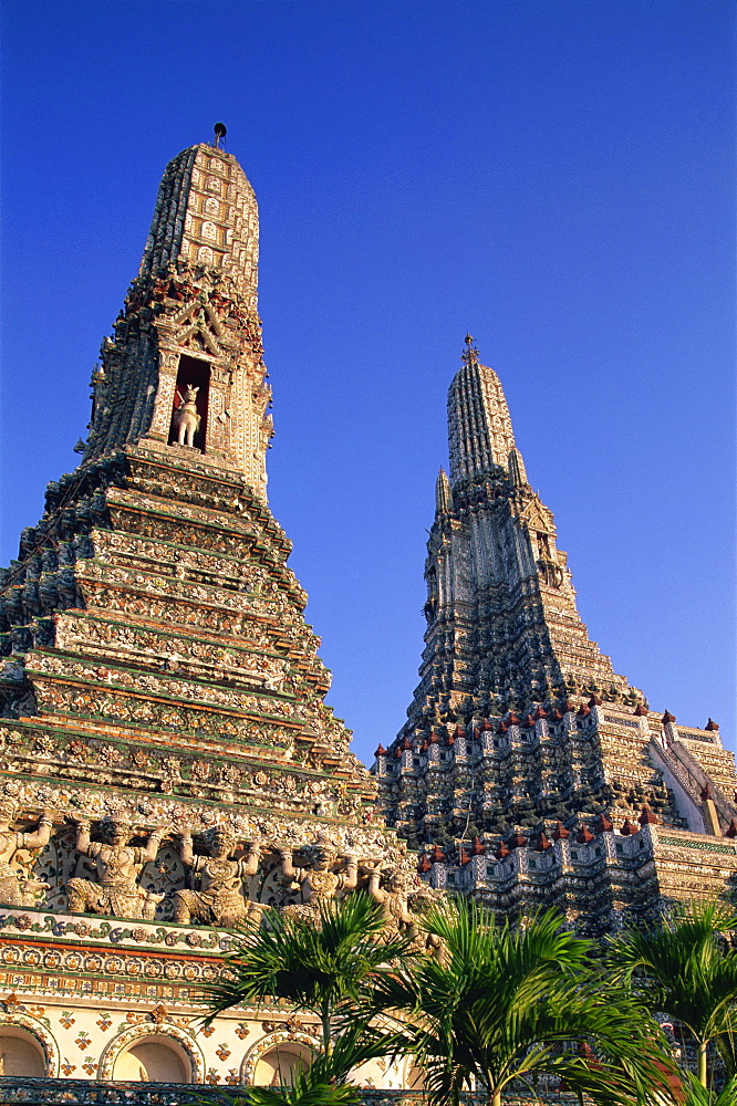 Wat Arun (Temple of the Dawn), Bangkok, Thailand, Southeast Asia, Asia