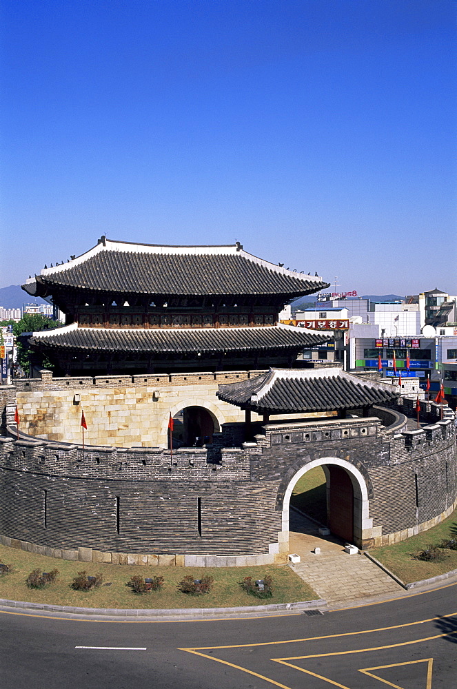 South Gate, Paldalmun, Hwaseong Fortress, Seoul, South Korea, Asia