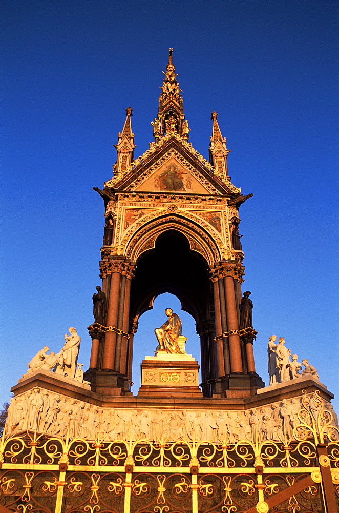 Albert Memorial, Kensington Gardens, London, England, United Kingdom, Europe