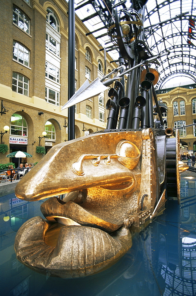 The Navigators sculpture by David Kemp, Hays Galleria, Southwark, London, England, United Kingdom, Europe