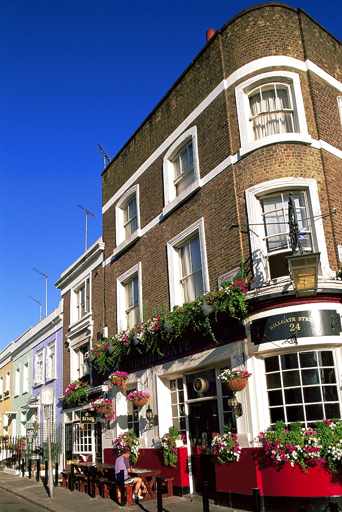 Pub and houses in Surrey Walk, Notting Hill, London, England, United Kingdom, Europe