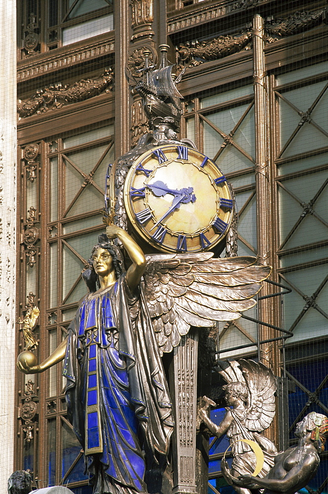 Art Deco clock, Selfridges Department Store, Oxford Street, London, England, United Kingdom, Europe