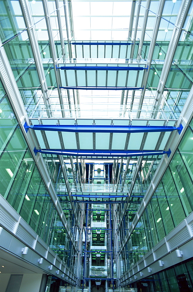 Interior, Tower Bridge House, architects Richard Rogers Partnership, Tower Hamlets, London, England, United Kingdom, Europe