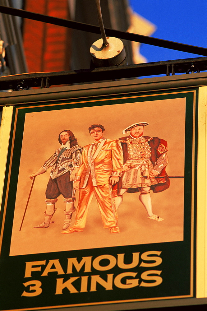 The Famous 3 Kings pub sign, London, England, United Kingdom, Europe