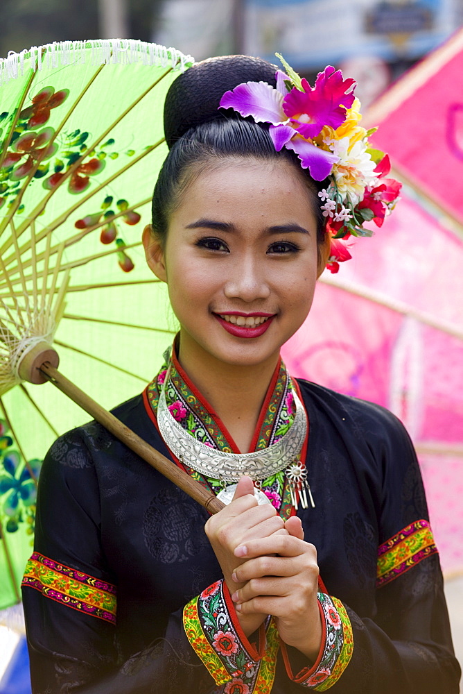 Girl in traditional Thai costume at Chiang Mai Flower Festival Parade, Chiang Mai, Thailand, Southeast Asia, Asia