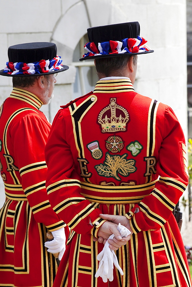 Beefeaters in State Dress, Tower of London, England, United Kingdom, Europe