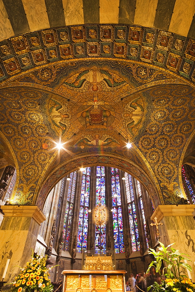 Interior, Aachen Cathedral, UNESCO World Heritage Site, Aachen, North Rhine-Westphalia, Germany, Europe